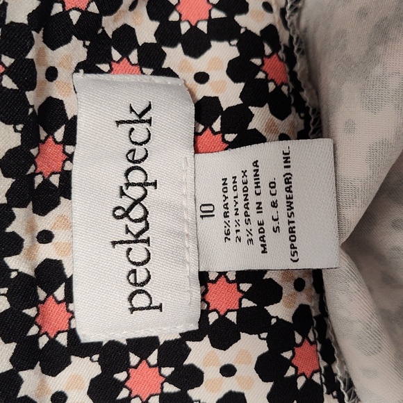 Women's Peck & Peck Patterned Pants, Like New, Size 10, Multi-Color - Picture 7 of 9